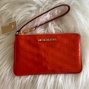 NWT Michael Kors Jet Set Wristlet